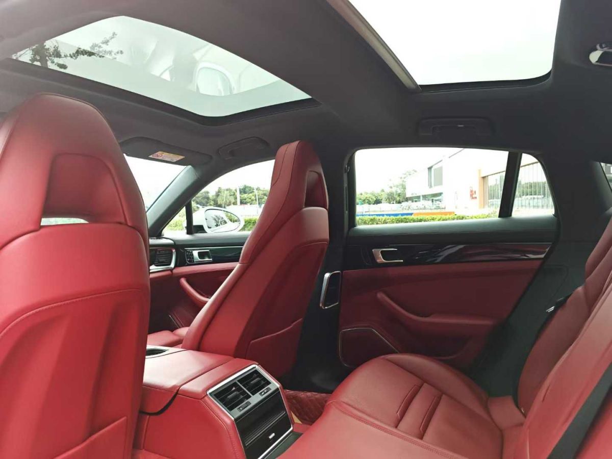 保時(shí)捷 911  2021款 Turbo S 3.8T 保時(shí)捷中國(guó)20周年紀(jì)念版圖片
