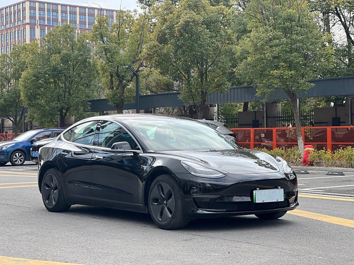 特斯拉 Model Y  2022款 改款 后輪驅(qū)動(dòng)版圖片