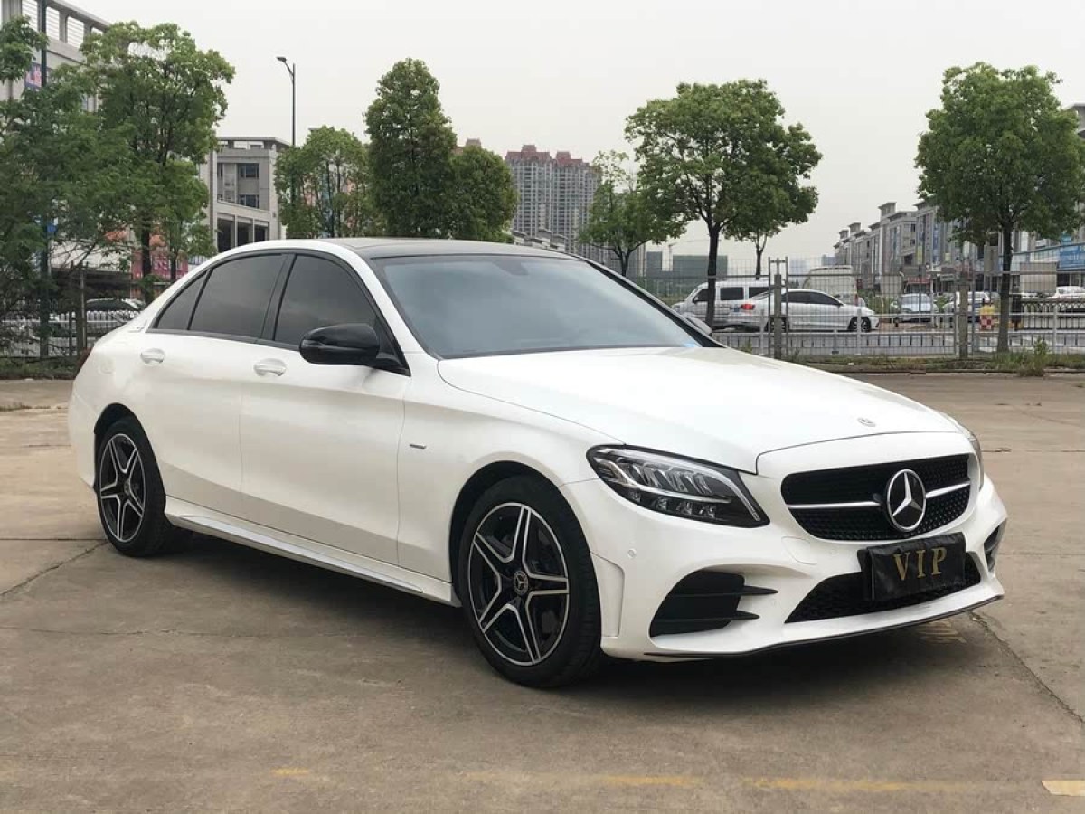 奔馳 奔馳C級(jí)  2021款 C 260 L 運(yùn)動(dòng)星耀臻藏版圖片