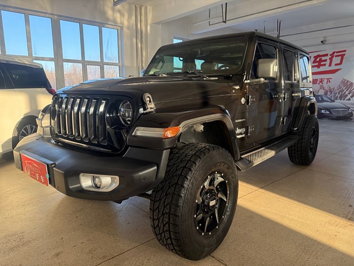 Jeep 牧馬人  2019款 2.0T Sahara 四門版 國(guó)VI圖片