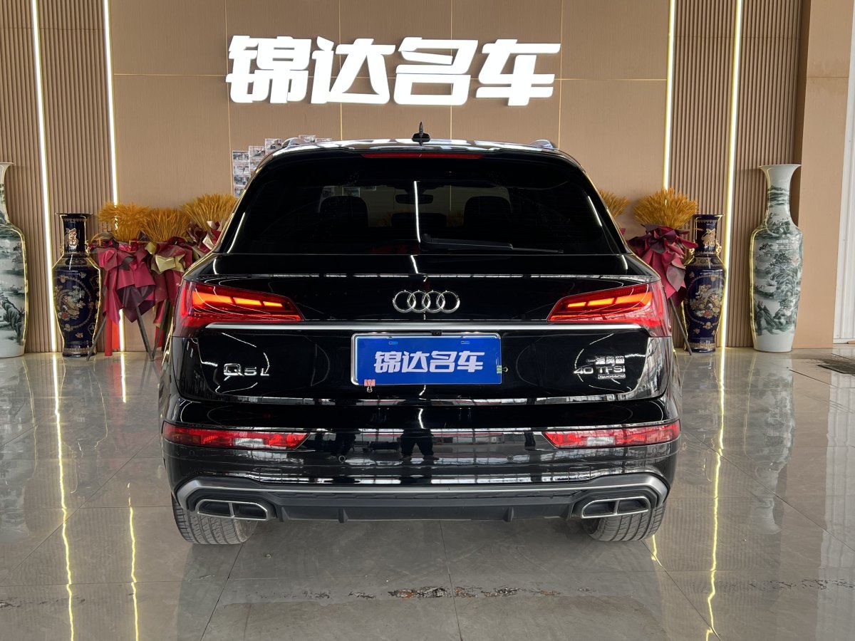 奧迪 奧迪Q5L  2022款 改款 40T 豪華動(dòng)感型圖片