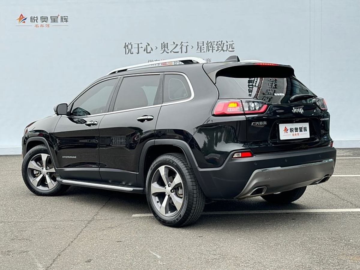 Jeep 自由光  2019款 2.0T 兩驅(qū)智享版 國VI圖片