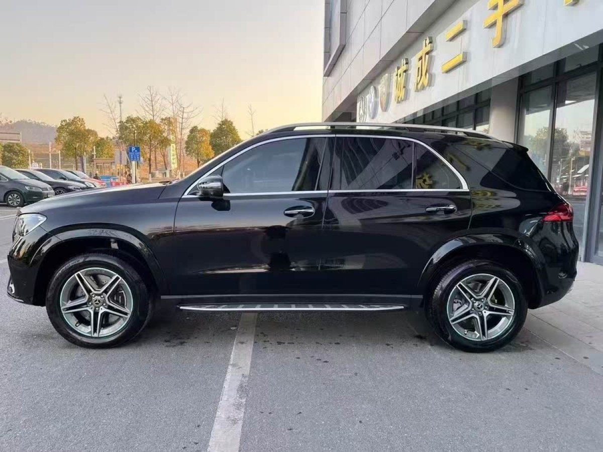 奔馳 奔馳GLE  2024款 GLE 450 4MATIC 時尚型圖片