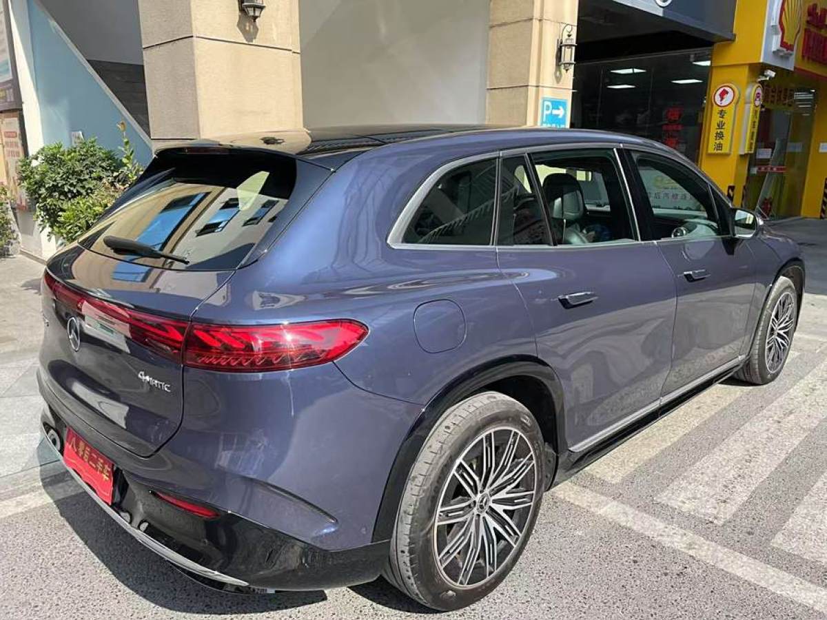 奔馳 奔馳EQS SUV  2023款 450 4MATIC 豪華版圖片