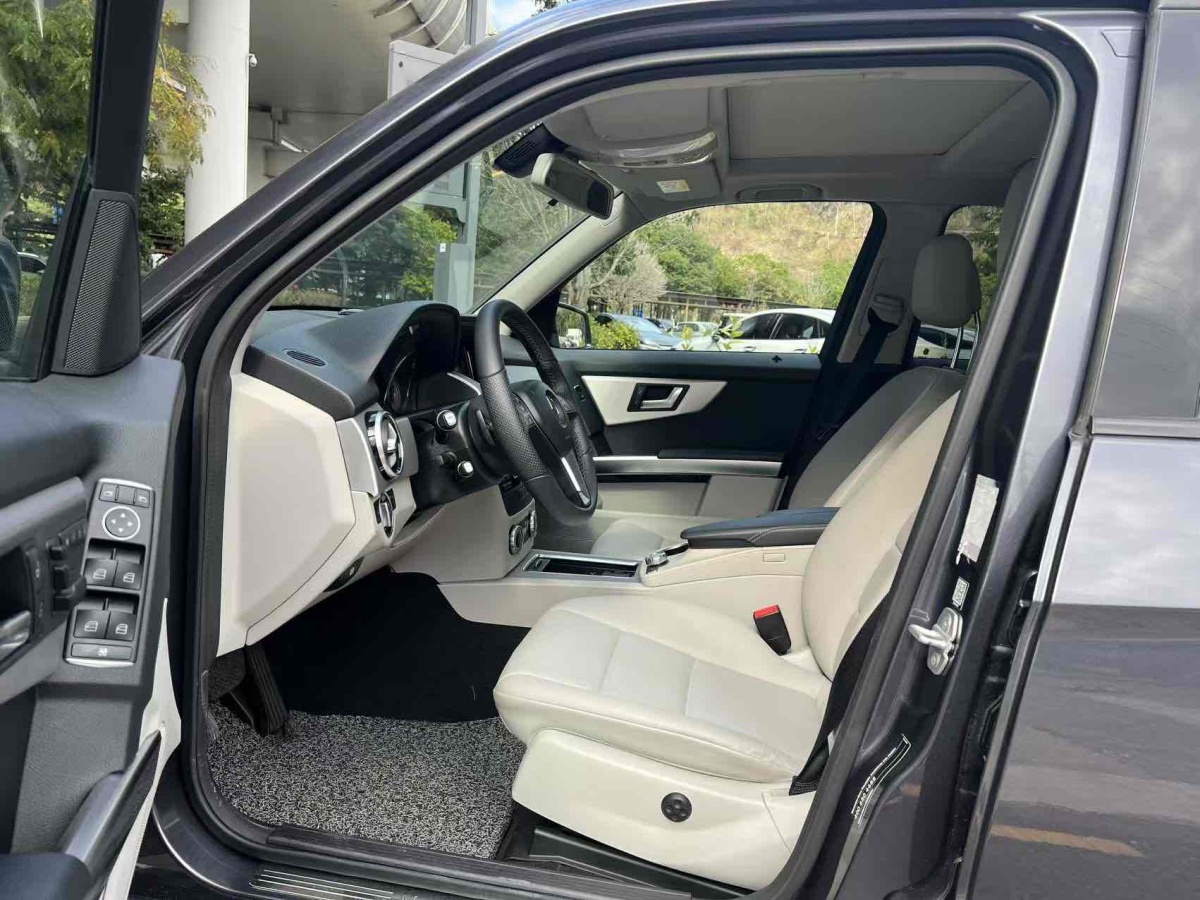 奔馳 奔馳GLK級  2014款 GLK 260 4MATIC 動感型圖片