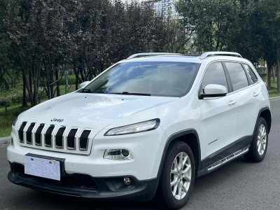 2015年12月 Jeep 自由光 2.4L 领先版图片