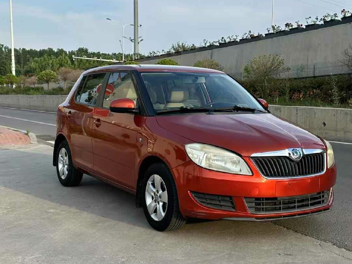 斯柯達(dá) 晶銳  2012款 1.6L 手動(dòng)Sport版圖片