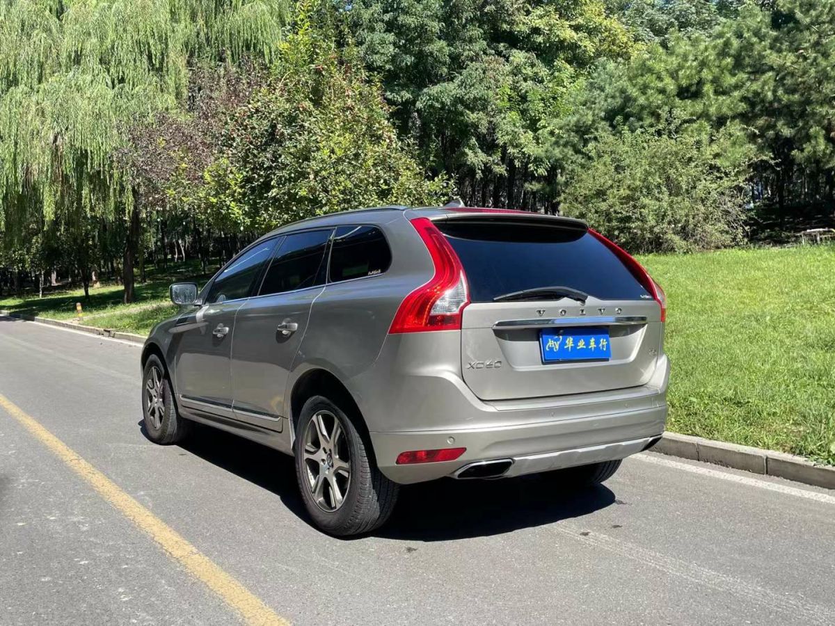 沃爾沃 XC60  2014款 2.0T 個性運動版圖片