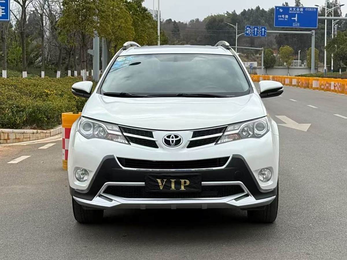 2016年3月豐田 RAV4榮放  2015款 2.0L CVT兩驅(qū)風(fēng)尚版