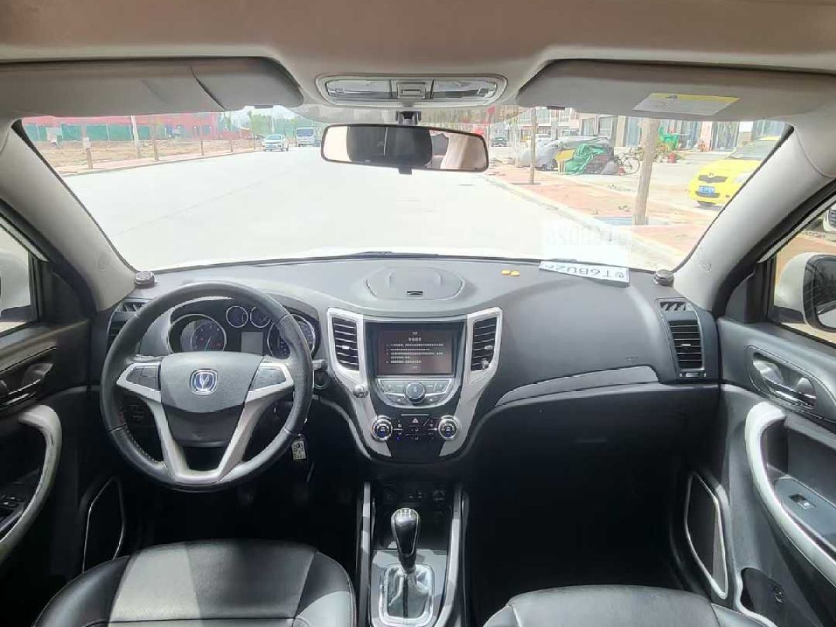 長安 CS35  2016款 1.5T 手動運動型圖片