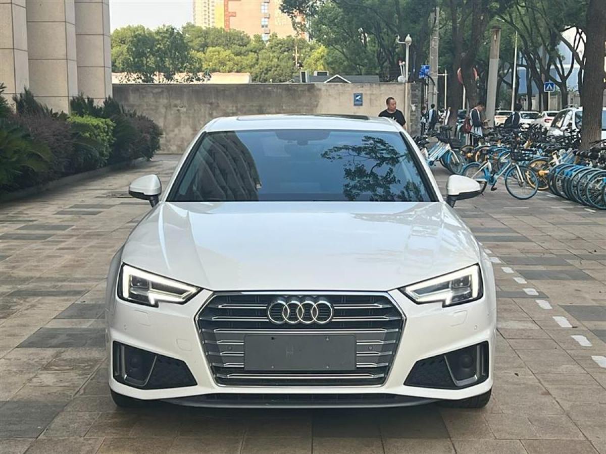 奧迪 奧迪A4L  2019款 40 TFSI 進(jìn)取型 國V圖片