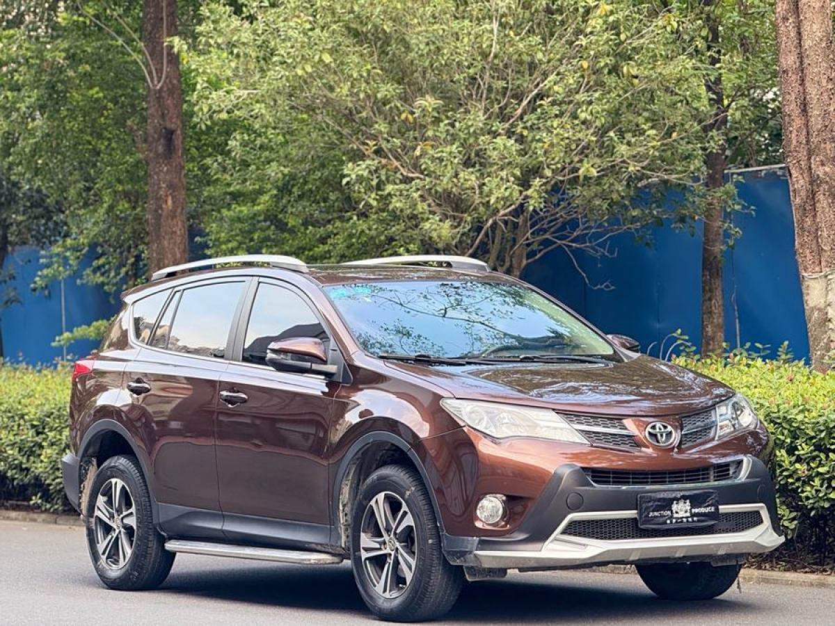 豐田 RAV4榮放  2015款 2.0L CVT兩驅(qū)風(fēng)尚版圖片