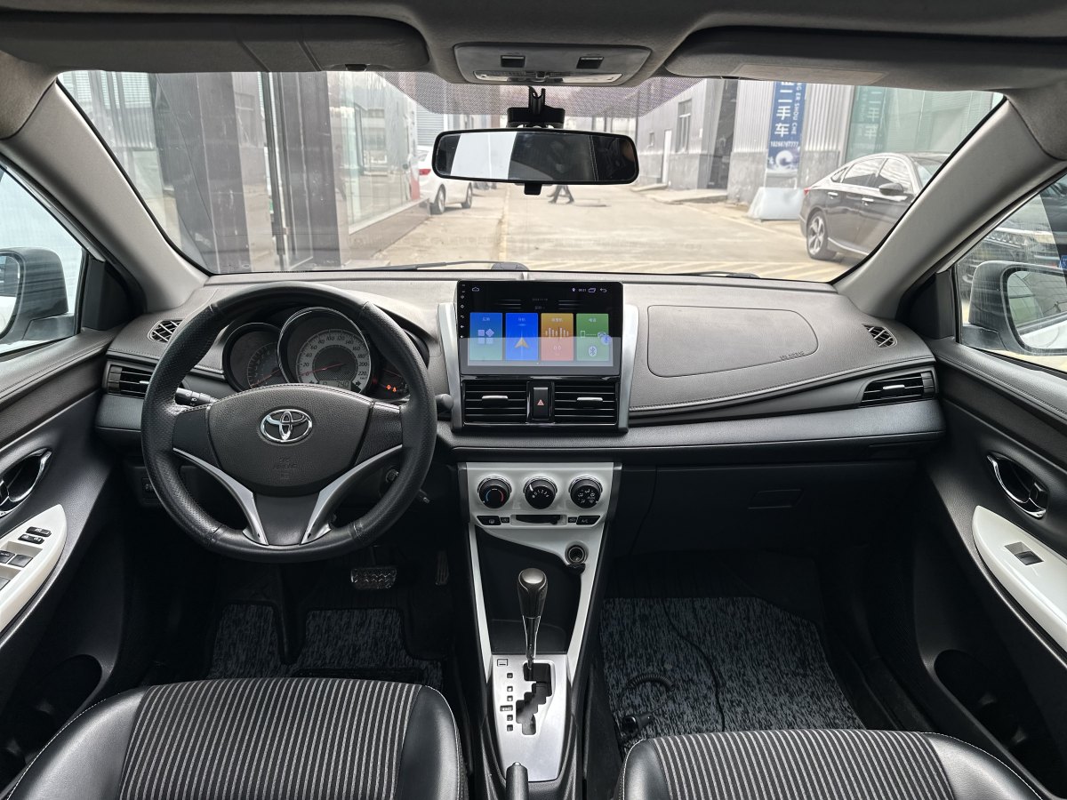 豐田 YARiS L 致炫  2015款 1.5G 自動炫動天窗特別版圖片