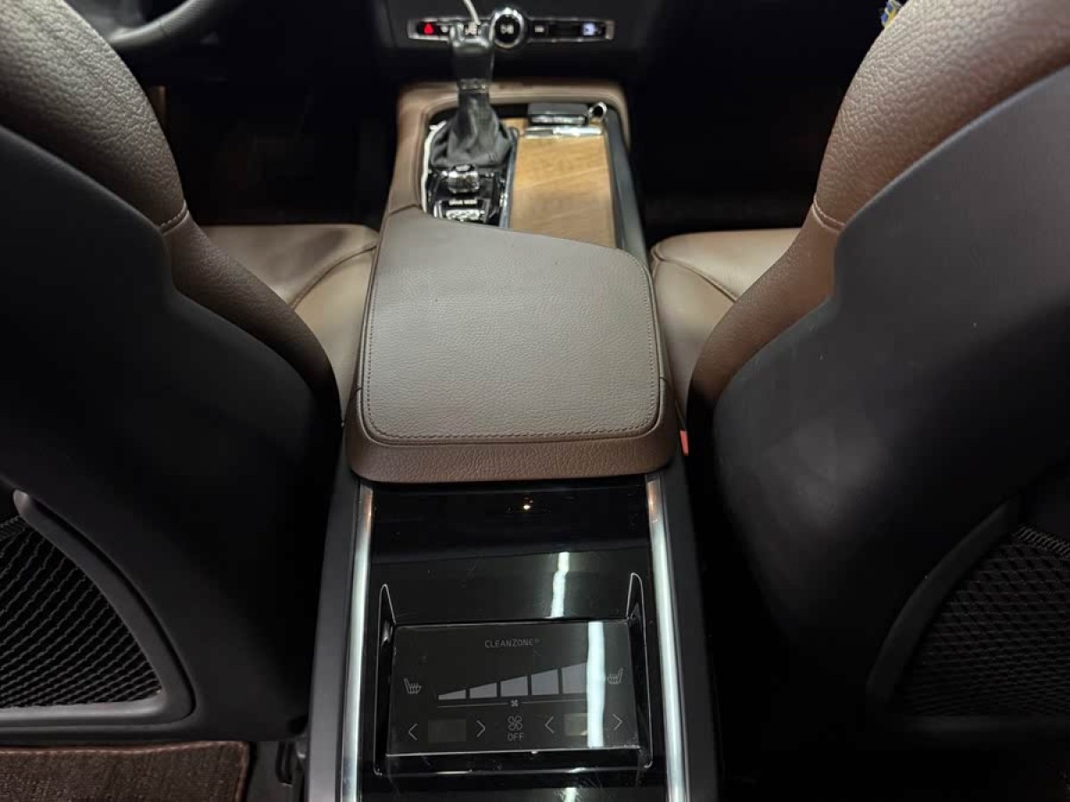 沃爾沃 S90  2020款 改款 T5 智逸豪華版圖片