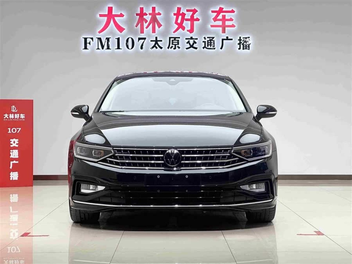 大眾 邁騰  2023款 200萬輛紀(jì)念版 330TSI DSG豪華型圖片