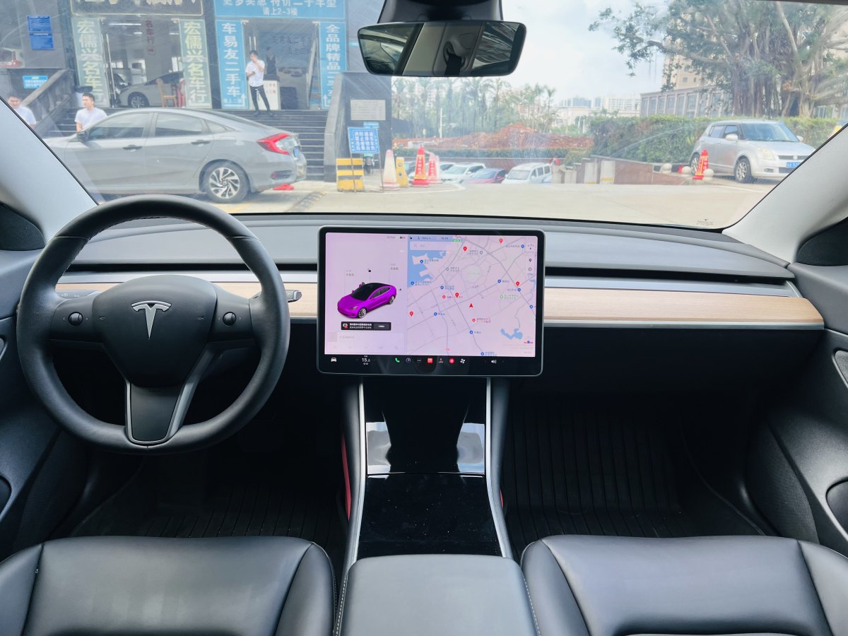 特斯拉 Model 3  2019款 標(biāo)準(zhǔn)續(xù)航后驅(qū)升級版圖片