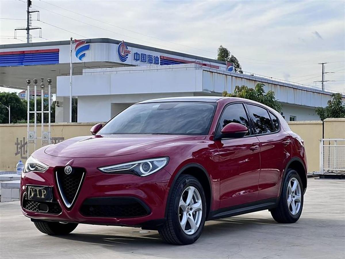 2019年6月阿爾法·羅密歐 Stelvio  2017款 2.0T 200HP 精英版