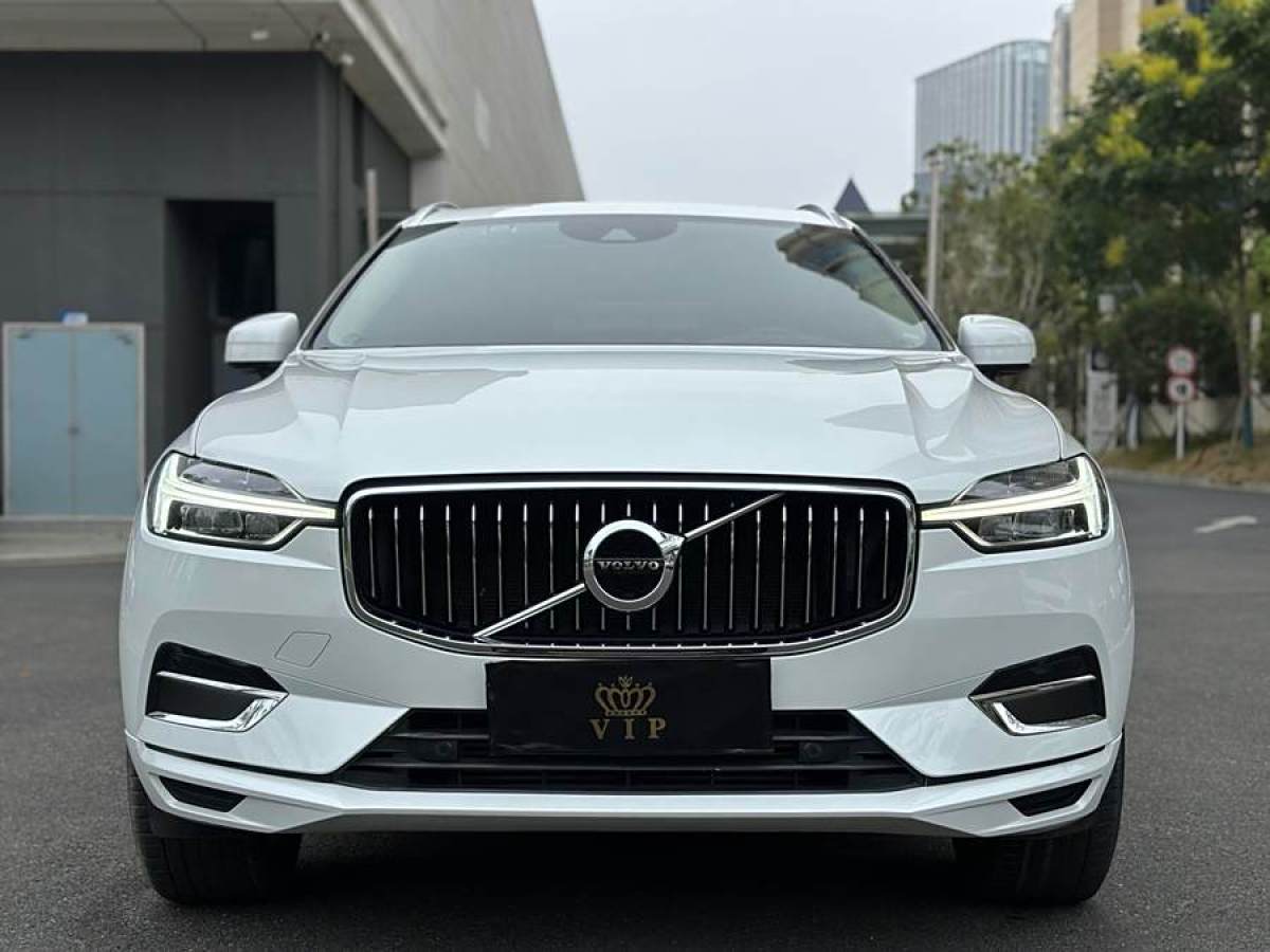 沃爾沃 XC60  2021款 T5 四驅(qū)智逸豪華版圖片