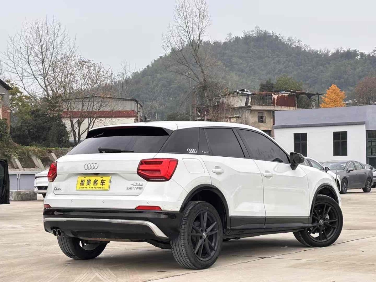 奧迪 奧迪Q2L  2021款 35 TFSI 時(shí)尚動(dòng)感型圖片