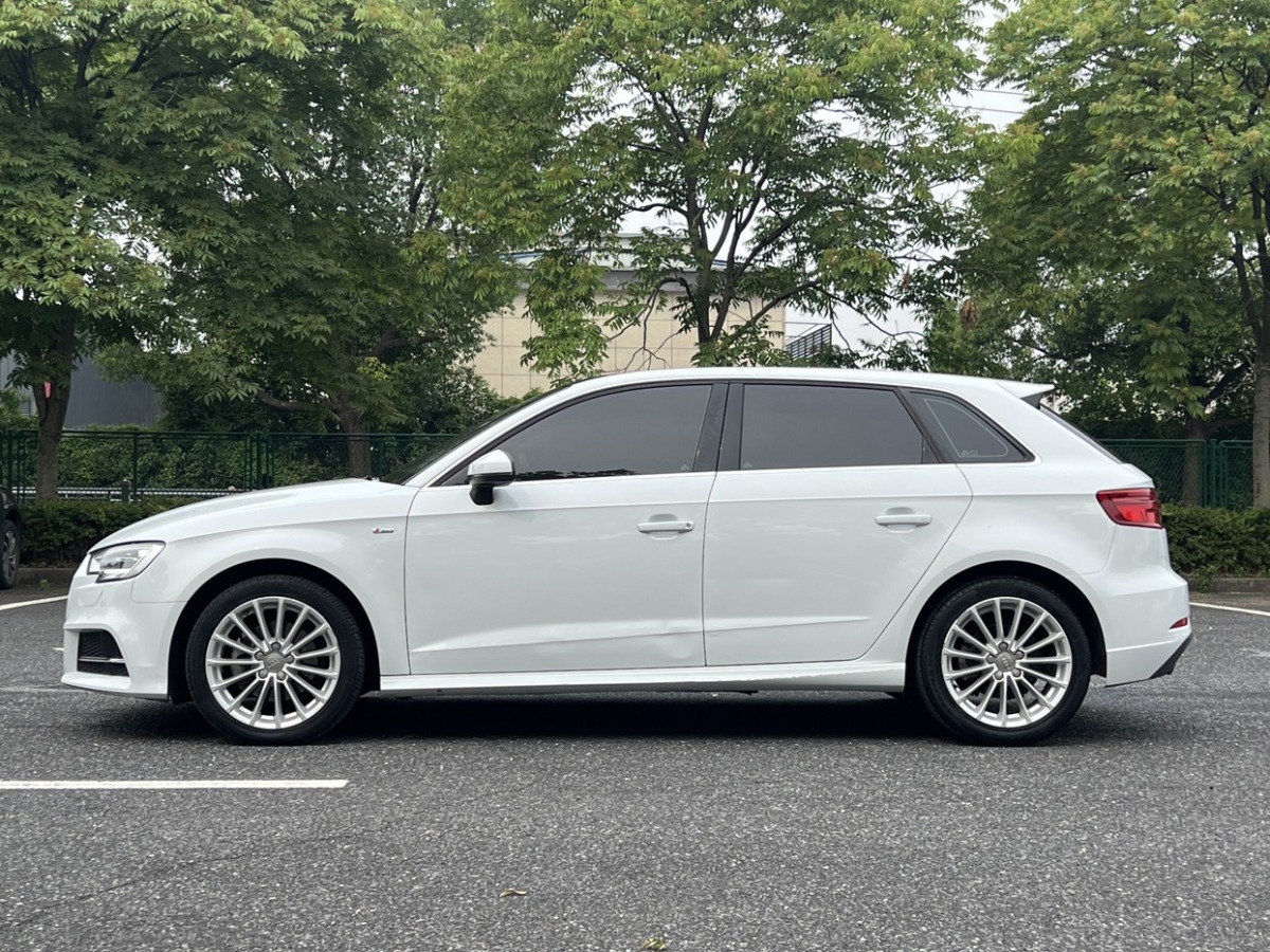 奧迪 奧迪A3  2017款 Sportback 35 TFSI 時尚型圖片