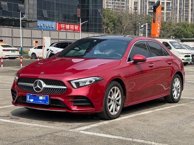 2021年4月 奔馳 奔馳A級 改款 A 200 L 運(yùn)動轎車時(shí)尚型圖片