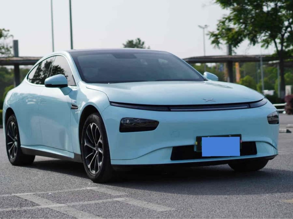 小鵬 P7  2020款 后驅(qū)長續(xù)航智行版圖片