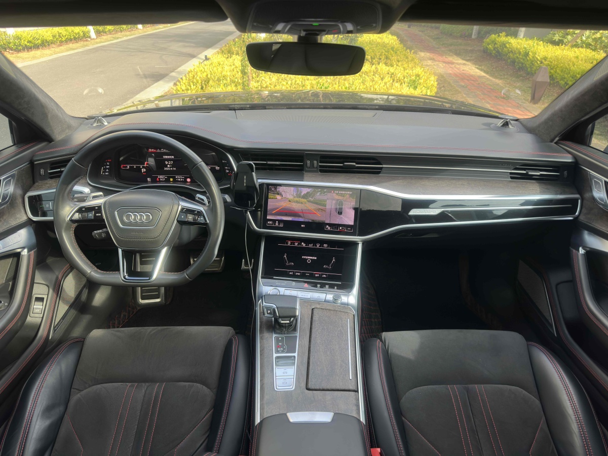 奧迪 奧迪A6L  2019款 45 TFSI quattro 臻選動(dòng)感型圖片