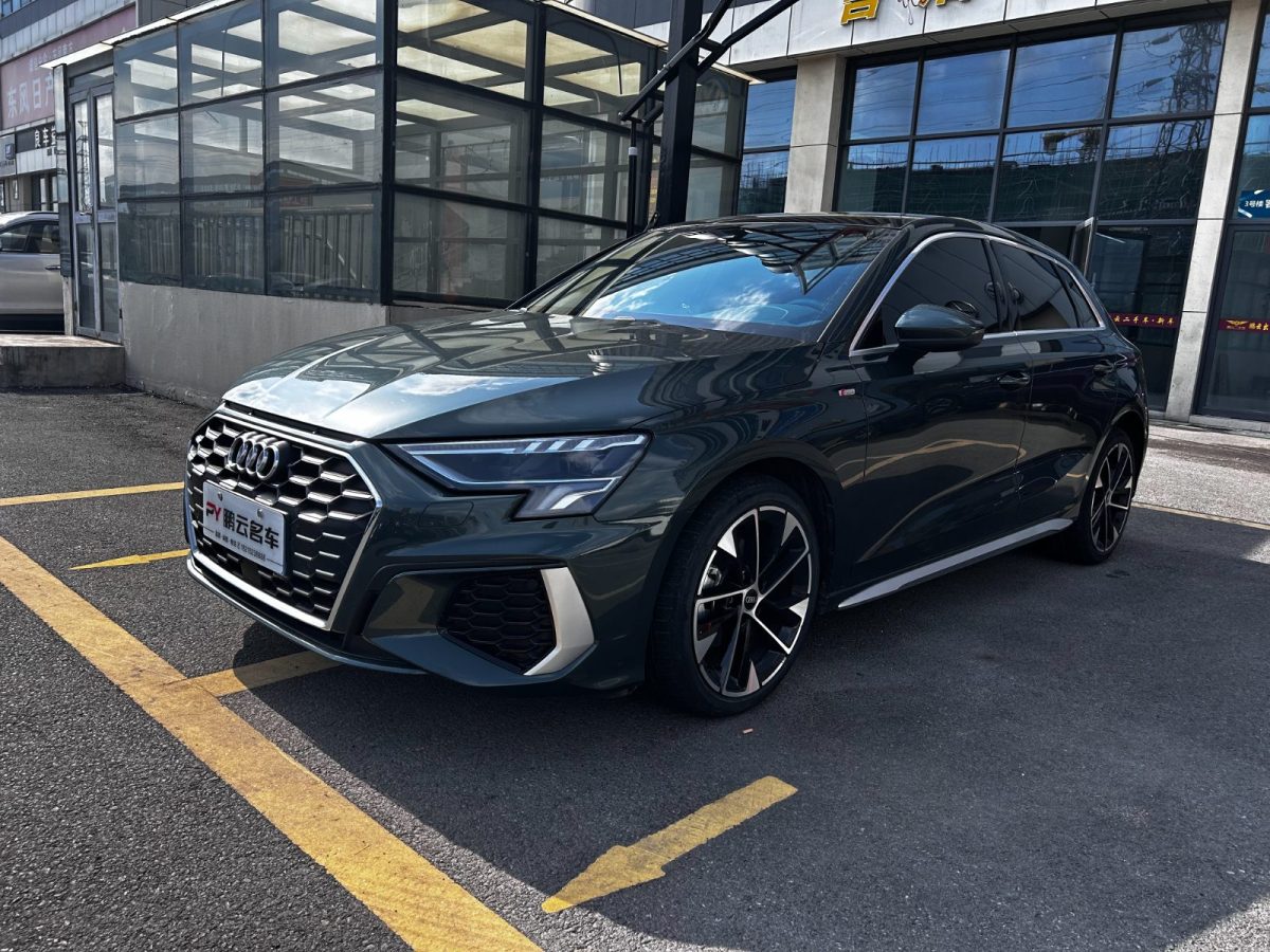 奧迪 奧迪A3  2021款 Sportback 35 TFSI 時尚運(yùn)動型圖片