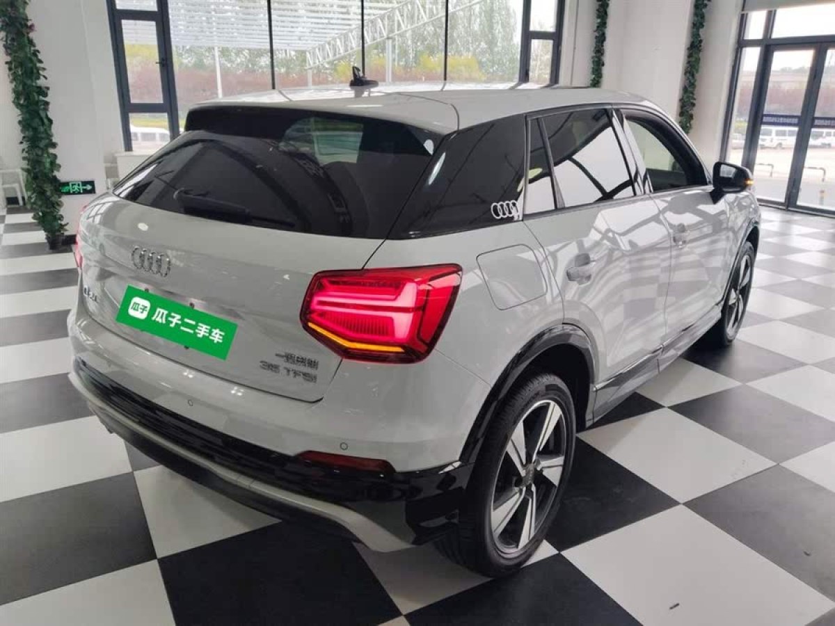 奧迪 奧迪Q2L  2024款 改款 35TFSI 時(shí)尚動感型圖片