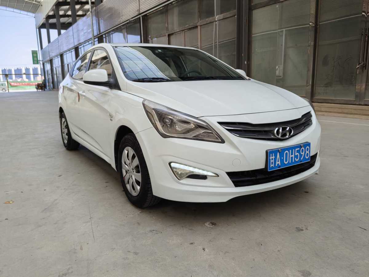 2015年7月現(xiàn)代 瑞納  2014款 1.4L 手動智能型GLS