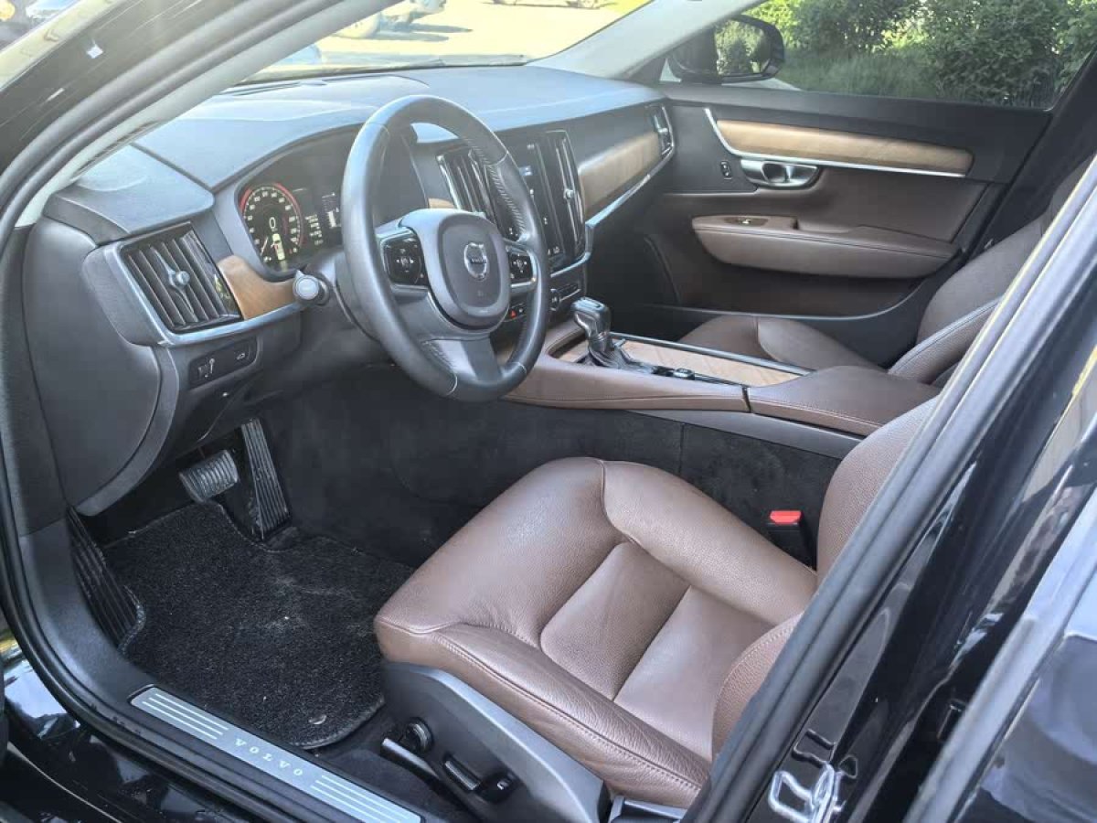沃爾沃 S90  2020款 改款 T5 智逸豪華版圖片