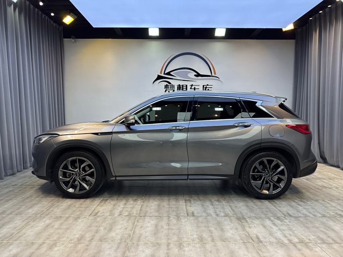 英菲尼迪 QX50  2020款 改款 2.0T 四驅(qū)菁英版圖片