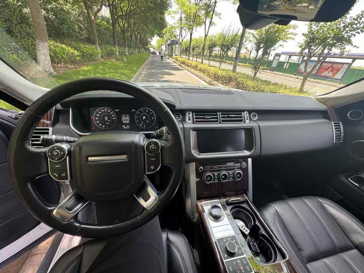 路虎 攬勝  2017款 極光Convertible 2.0T HSE Dynamic 美規(guī)版圖片