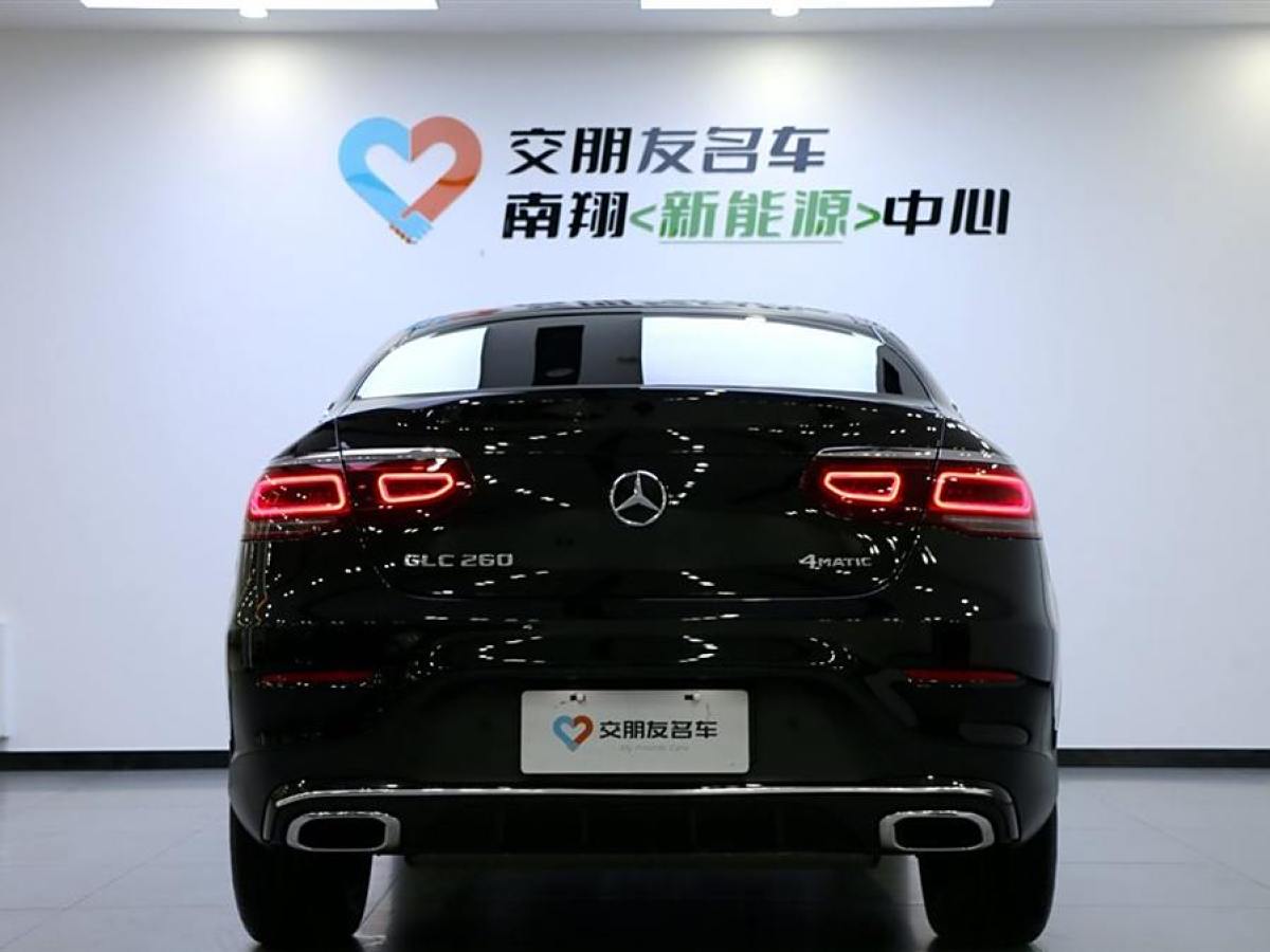 奔馳 奔馳GLC  2023款 改款 GLC 260 4MATIC 轎跑SUV圖片