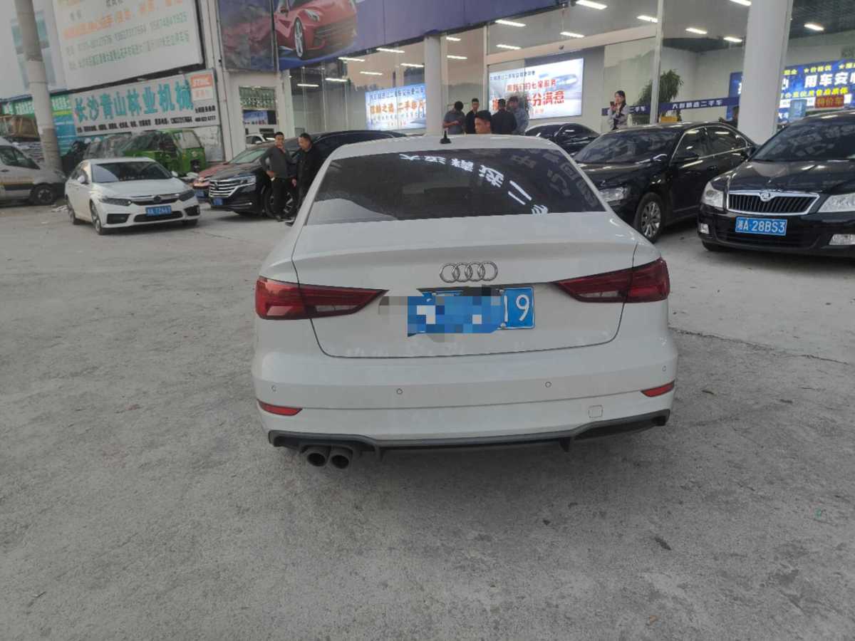 奧迪 奧迪A3  2019款 Sportback 35 TFSI 時(shí)尚型 國(guó)VI圖片