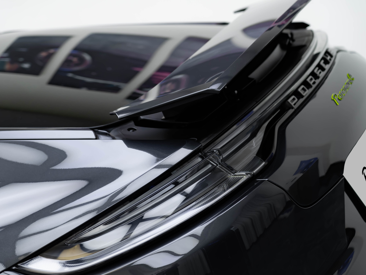 保时捷 Panamera新能源  2022款 Panamera 4 E-Hybrid 铂金版 2.9T图片