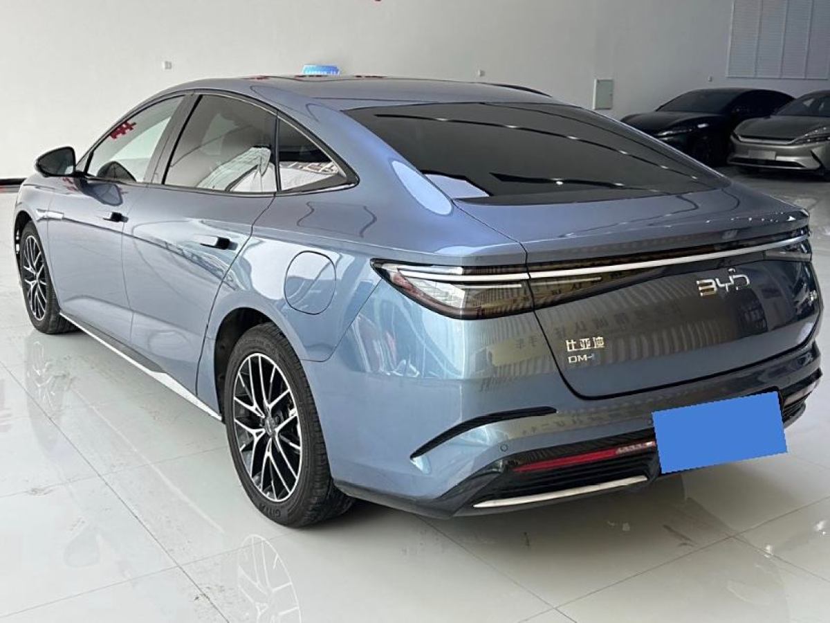 比亞迪 海豹  2023款 DM-i 1.5L 121km 尊貴型圖片