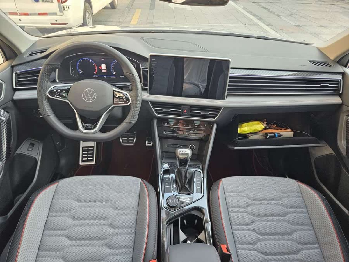 大眾 途觀L  2023款 改款 380TSI 自動四驅(qū)R-Line旗艦版7座圖片