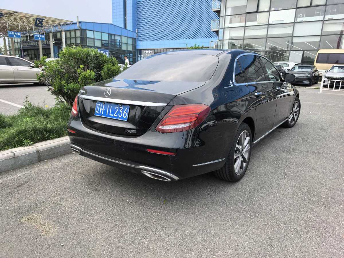 奔馳 奔馳E級(jí)  2018款 改款 E 300 L 豪華型圖片