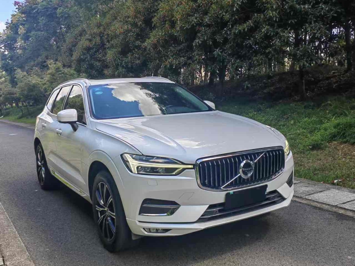 2018年6月沃爾沃 XC60  2019款 T5 四驅(qū)智雅豪華版