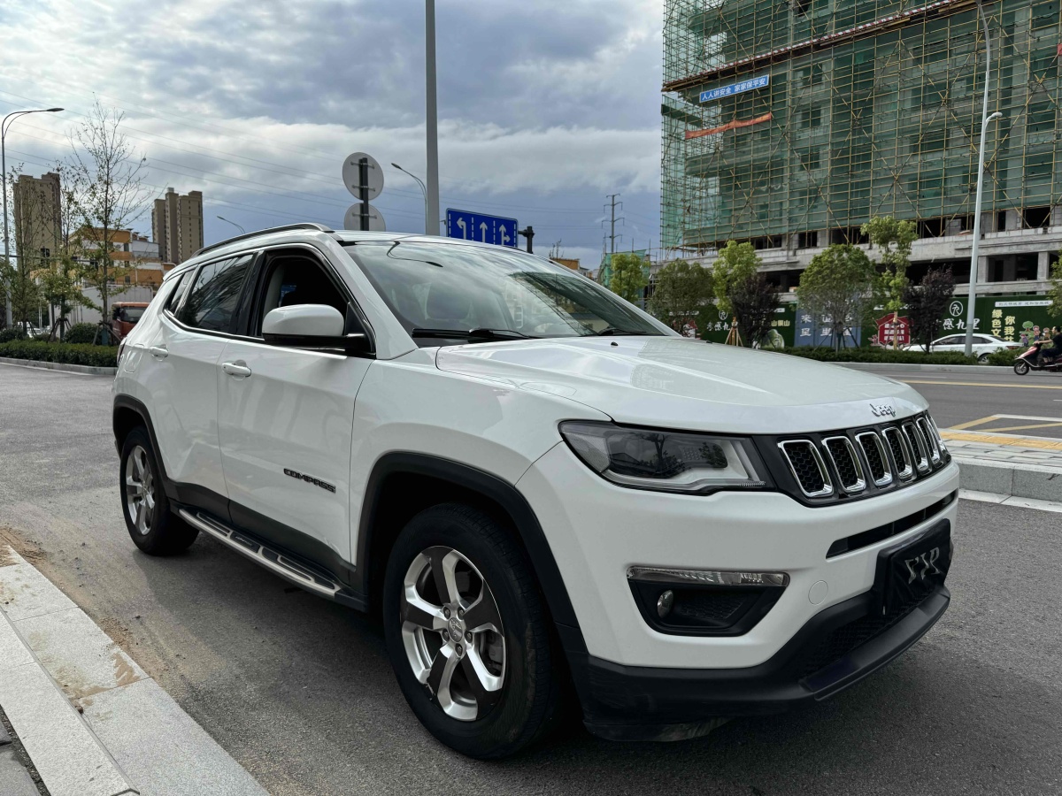 Jeep 指南者  2019款 200T 自動(dòng)家享-互聯(lián)大屏版圖片