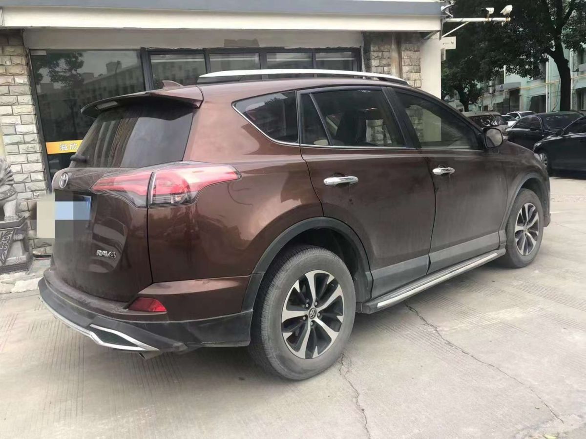 豐田 rav4 圖片