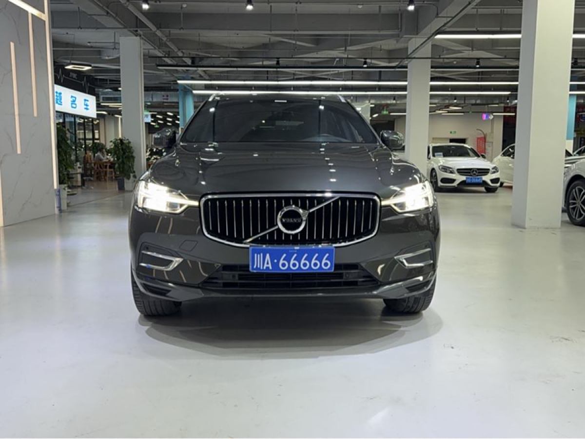 沃爾沃 XC60  2021款 T5 四驅(qū)智逸運動版圖片