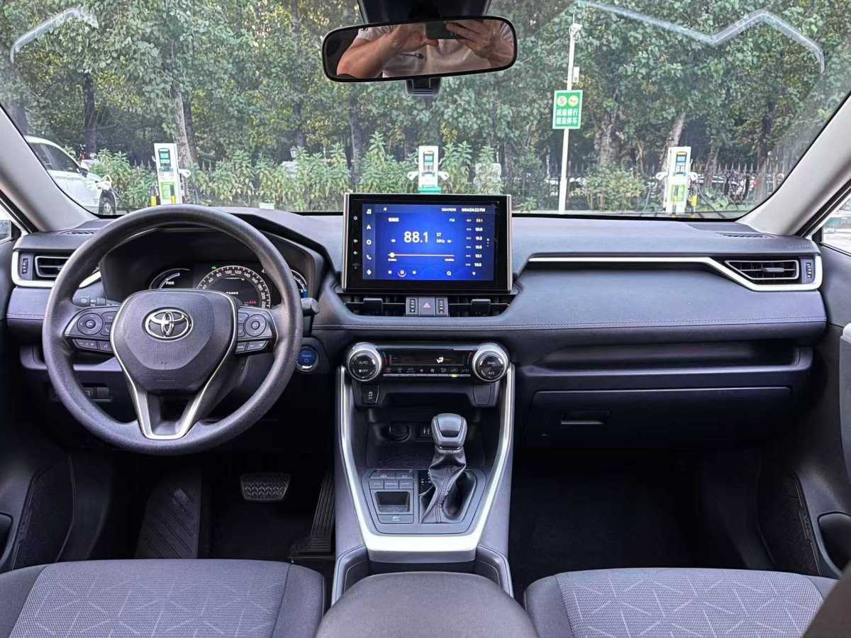 豐田 RAV4榮放  2022款 雙擎 2.5L CVT兩驅精英版圖片