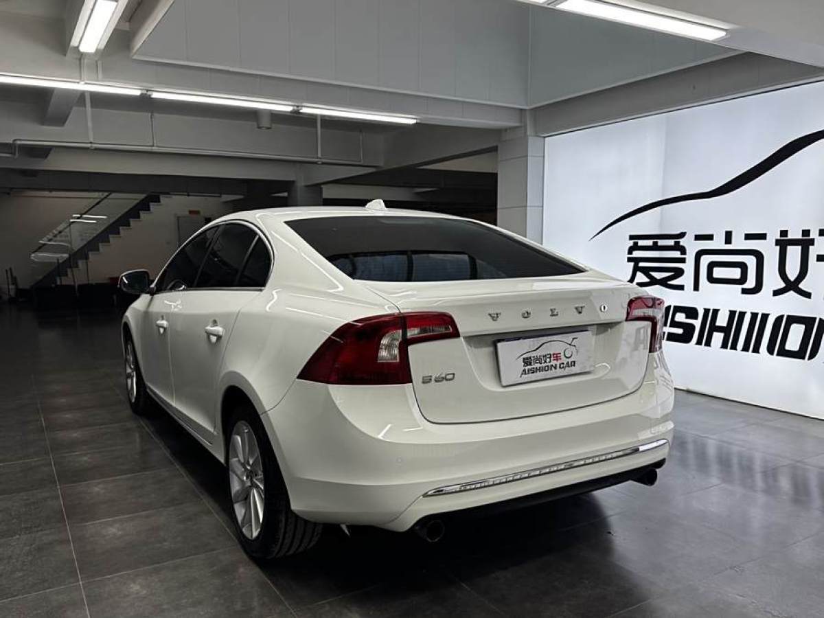 沃爾沃 S60  2014款 S60L 2.0T 智遠(yuǎn)版圖片