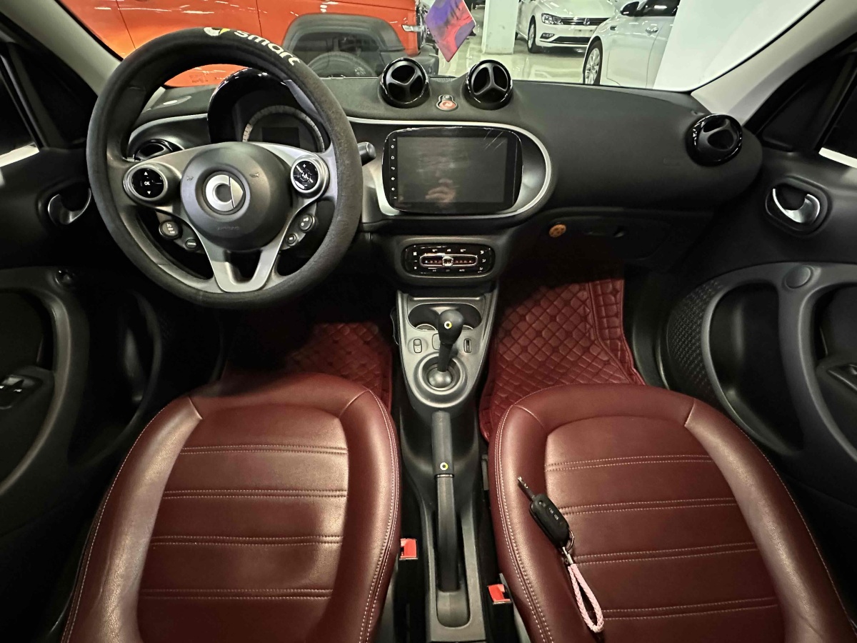 smart forfour  2016款 1.0L 52千瓦激情版圖片