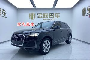 奥迪Q7 奥迪 45 TFSI quattro S line运动型