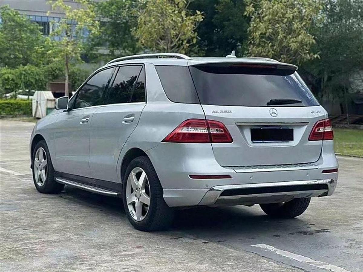 奔馳 奔馳M級(jí)  2012款 ML 350 豪華型圖片