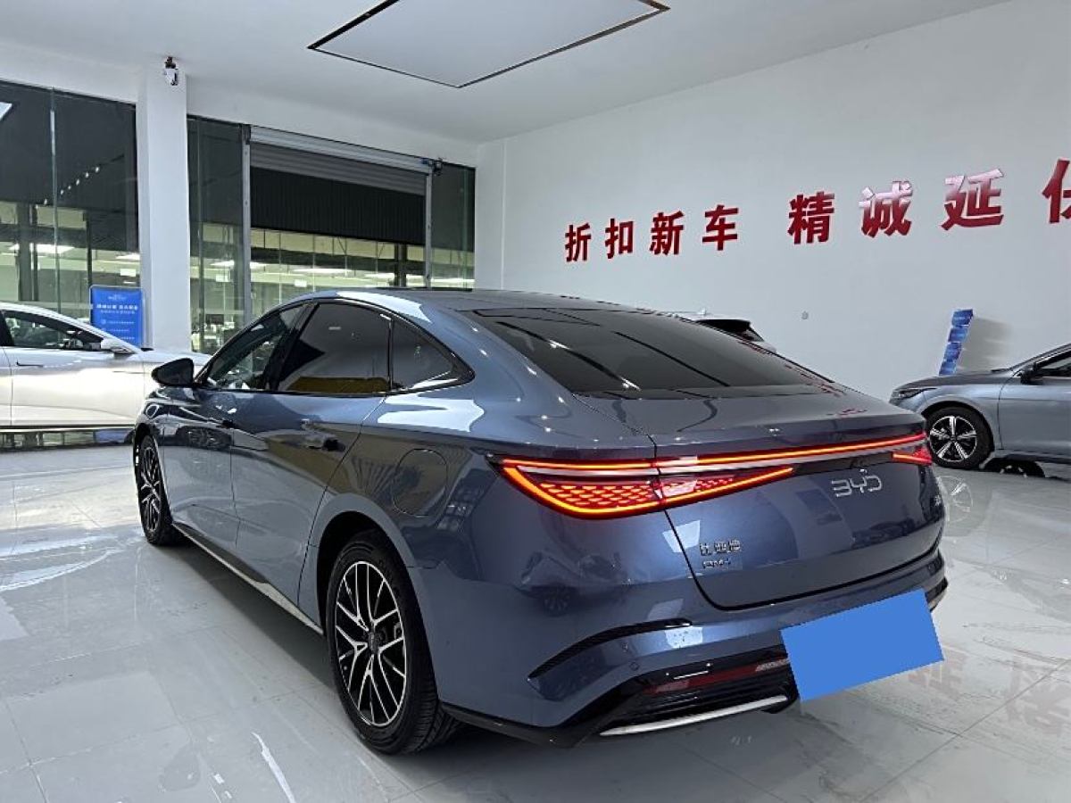 比亞迪 海豹  2023款 DM-i 1.5L 121km 尊貴型圖片