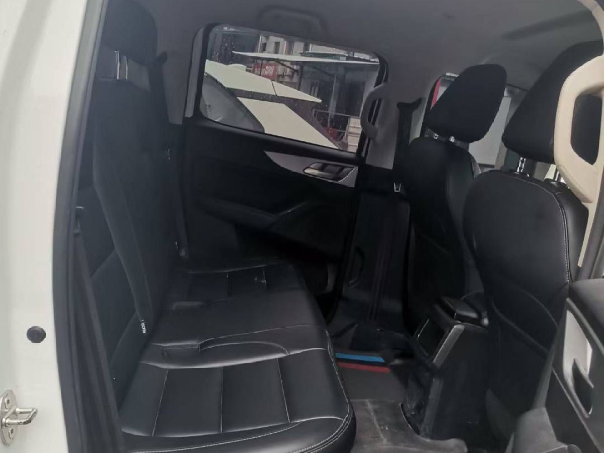 長城 炮  2020款 2.0T商用版自動柴油兩驅(qū)精英型標箱GW4D20M圖片